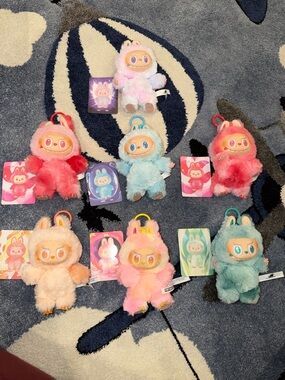 Labubu Big into Enrgy original (7)